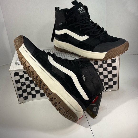 NWT Vans UltraRange EXO Mte Hi Top Hiking/Action Shoes Women’s 9.5 Men’s 8 - Picture 10 of 10